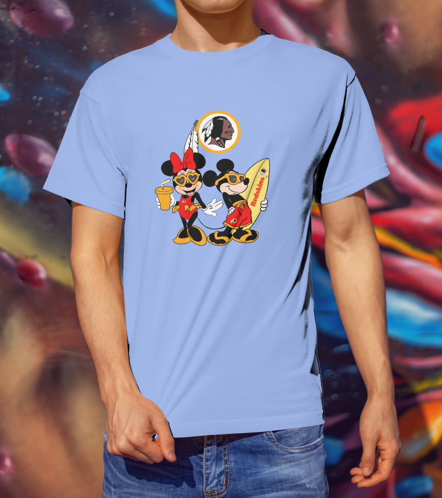 Redskins Mickey And Minnie Vacation Fun With Surfboard And Drink T-Shirt