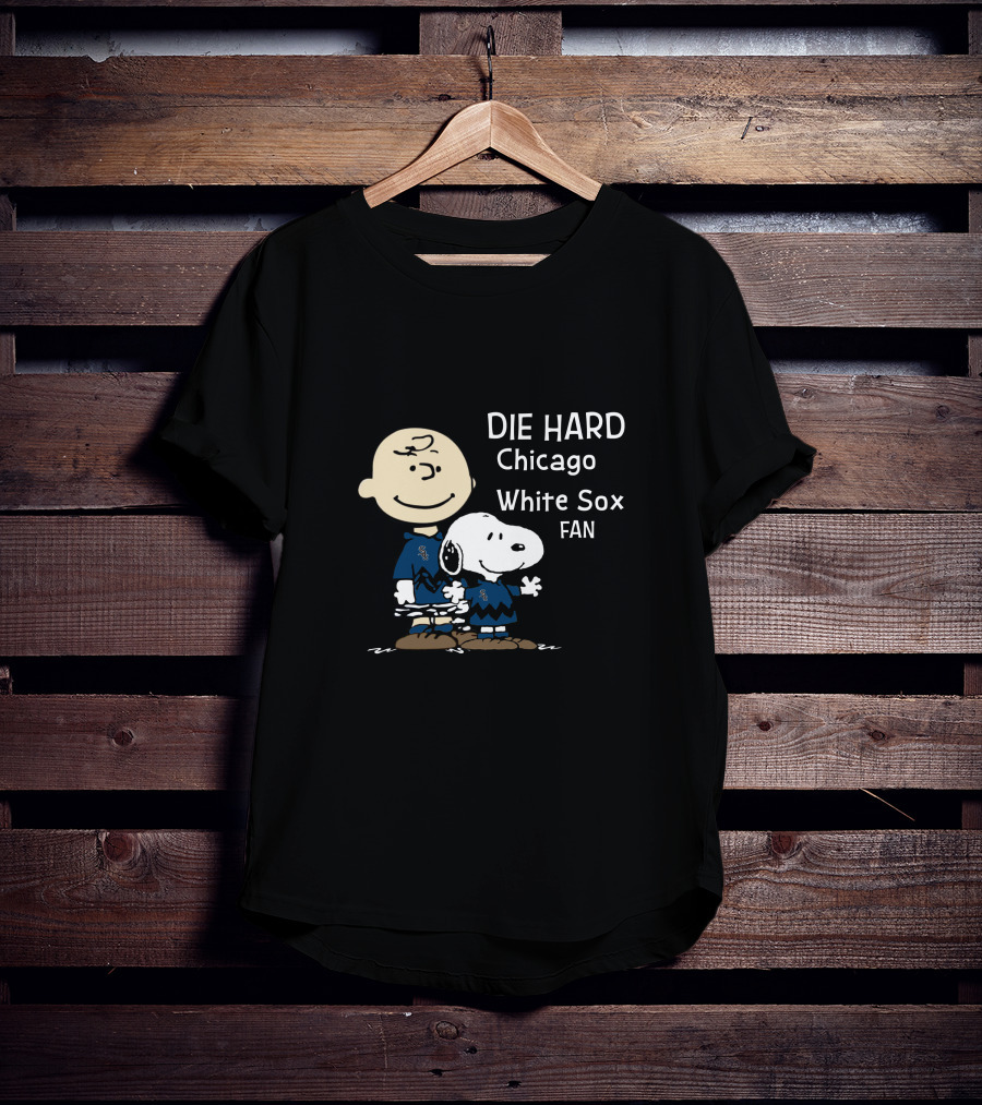 DIE HARD Chicago White Sox FAN Snoopy And Charlie Brown T-Shirt