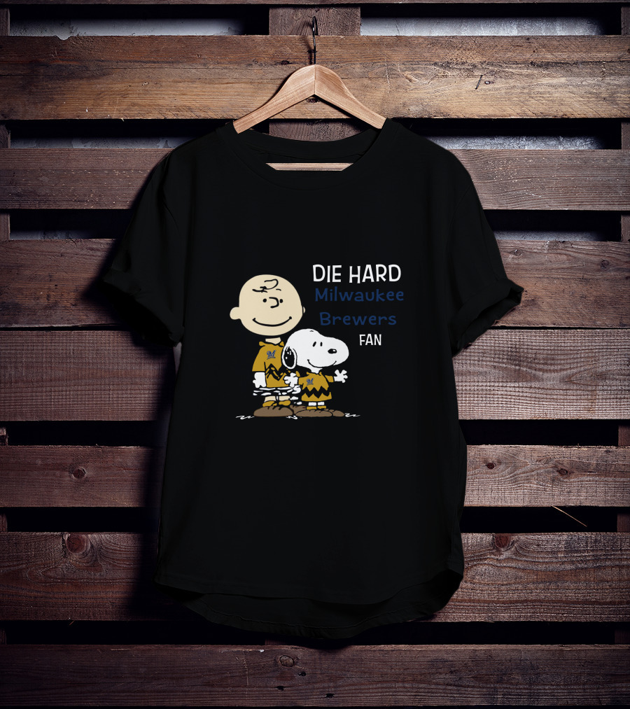 Die Hard Milwaukee Brewers Fan Snoopy And Charlie Brown T-Shirt