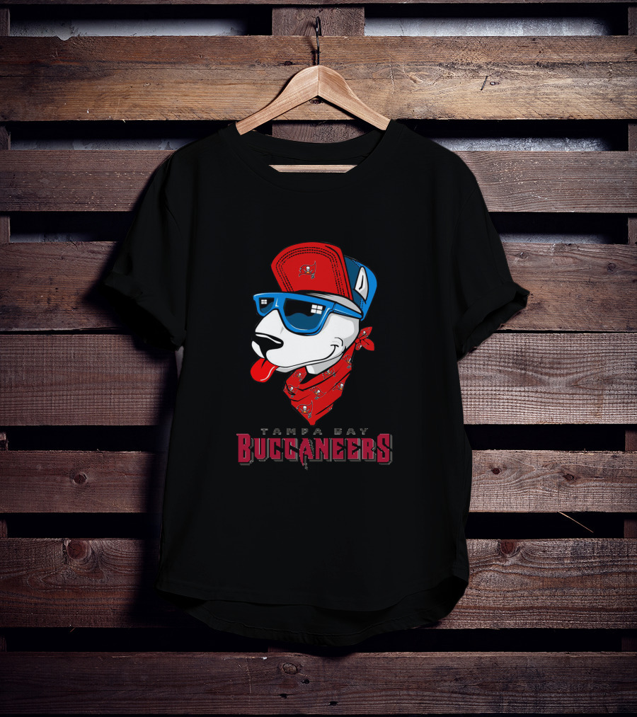 Tampa Bay Buccaneers Bull Terrier T-Shirt