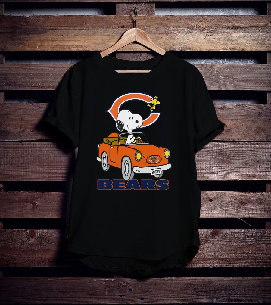 Chicago Bears Snoopy Driving With Woodstock T-Shirt