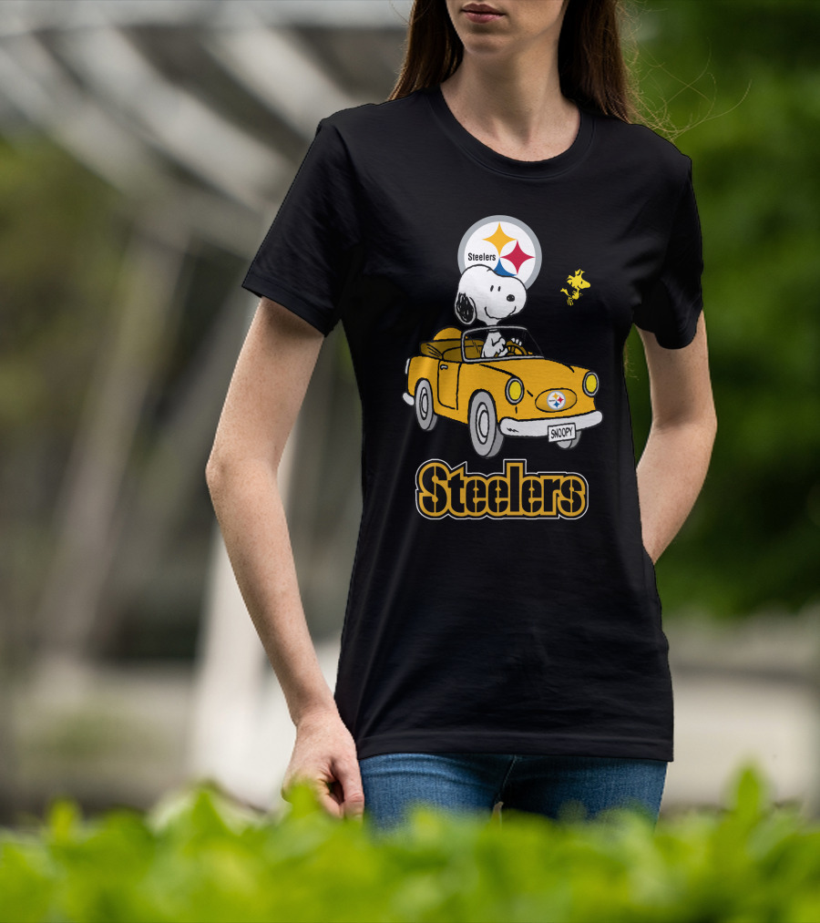 Steelers Snoopy Driving With Woodstock In Yellow Car T-Shirt