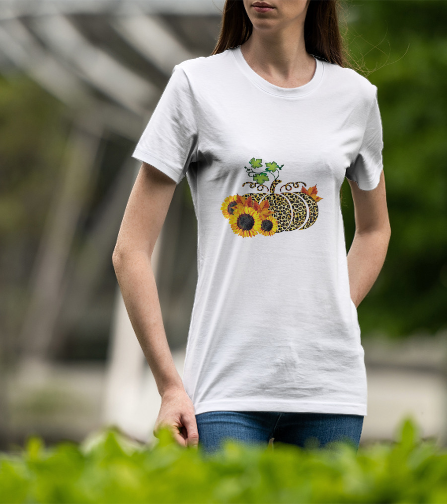 Thanksgiving Leopard Pumpkin Sunflowers And Leaves T-Shirt