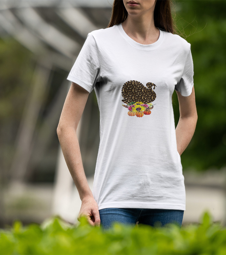 Leopard Turkey Thanksgiving With Floral Pumpkin Arrangement T-Shirt