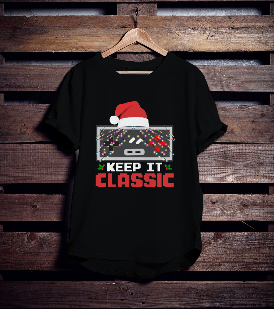 Keep It Classic Christmas Day Retro Controller Santa Hat Lights T-Shirt