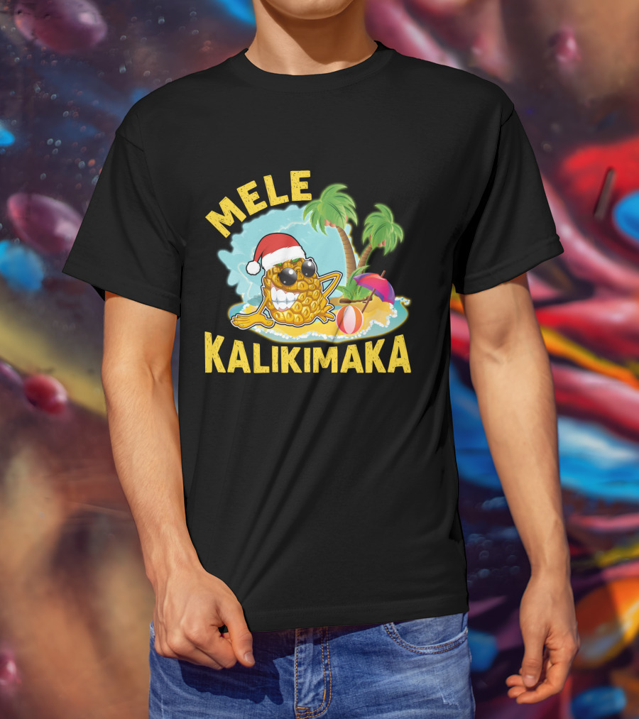Mele Kalikimaka Hawaiian Pineapple With Santa Hat Tropical Christmas Vibes T-Shirt
