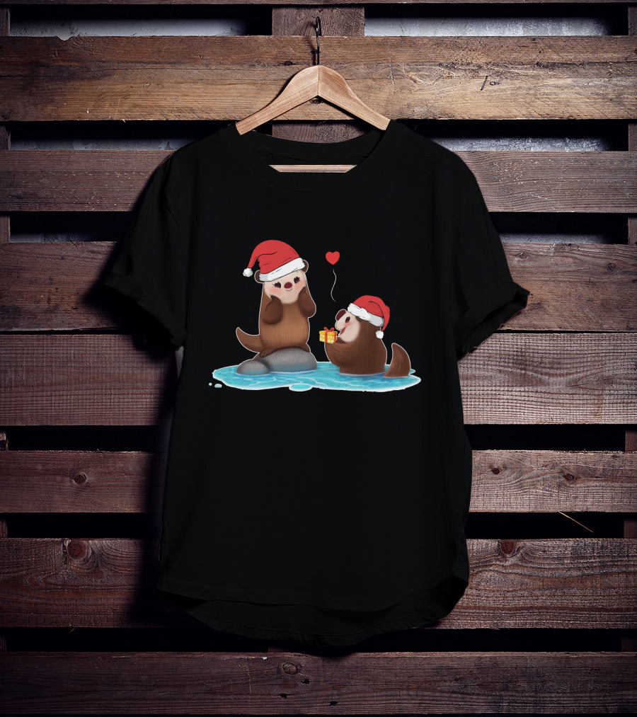 Cute Otter Santa With Gift And Heart On Ice T-Shirt