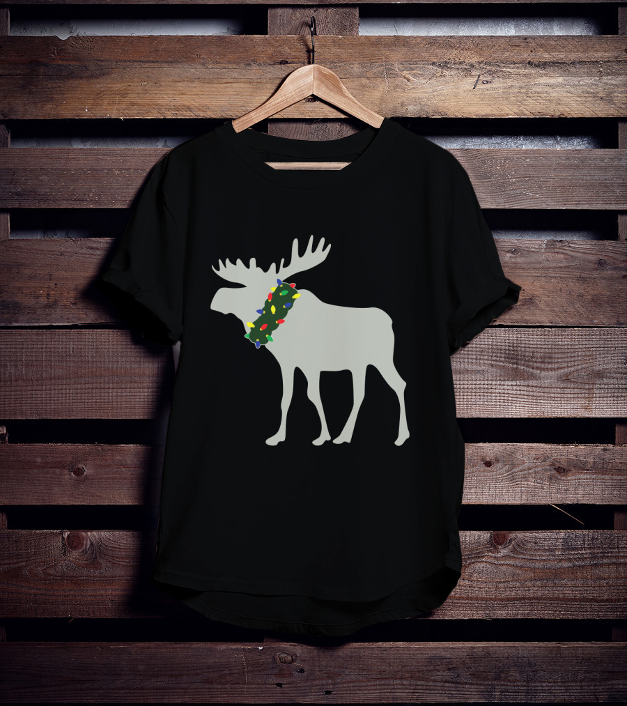 Moose With Festive Christmas Light Wreath T-Shirt