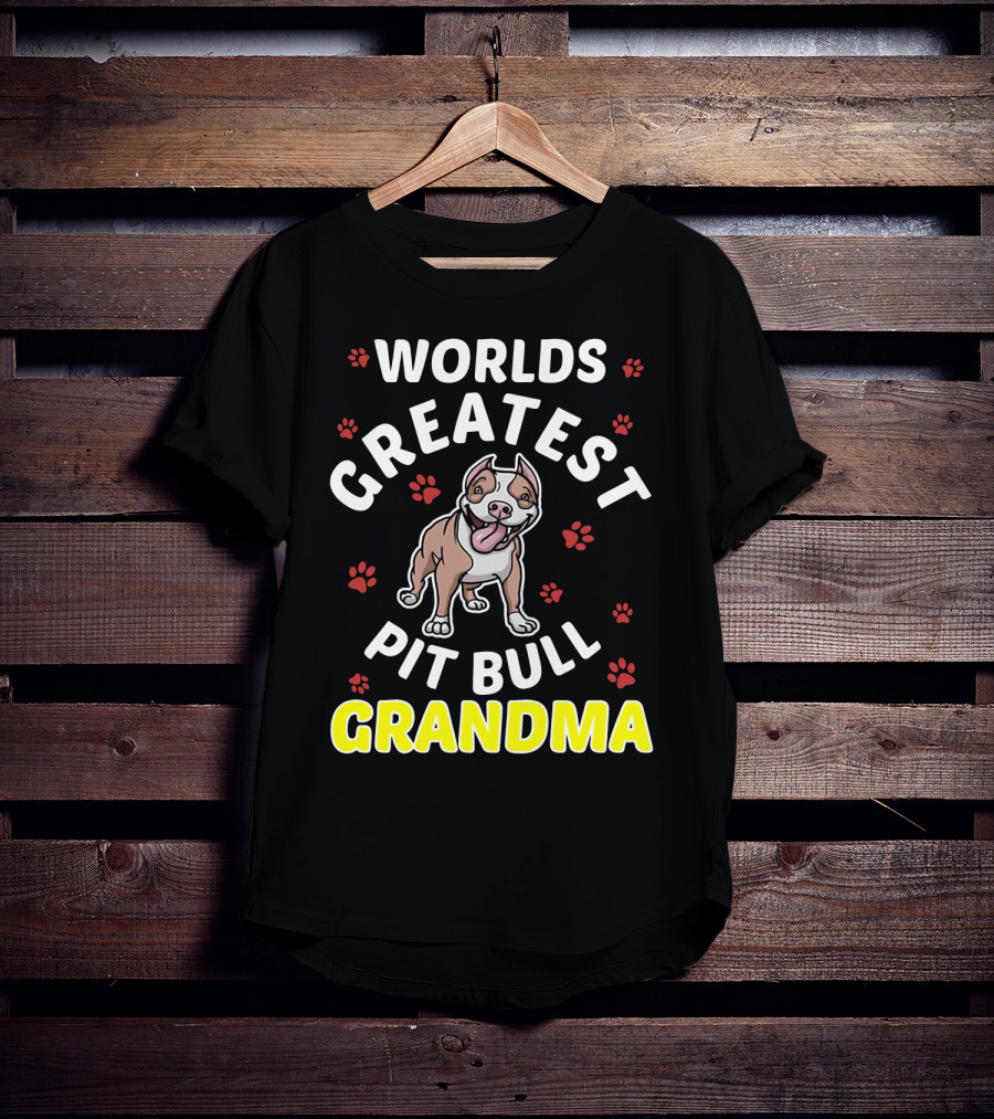 WORLDS GREATEST PIT BULL GRANDMA Paws And Smiling Pitbull T-Shirt