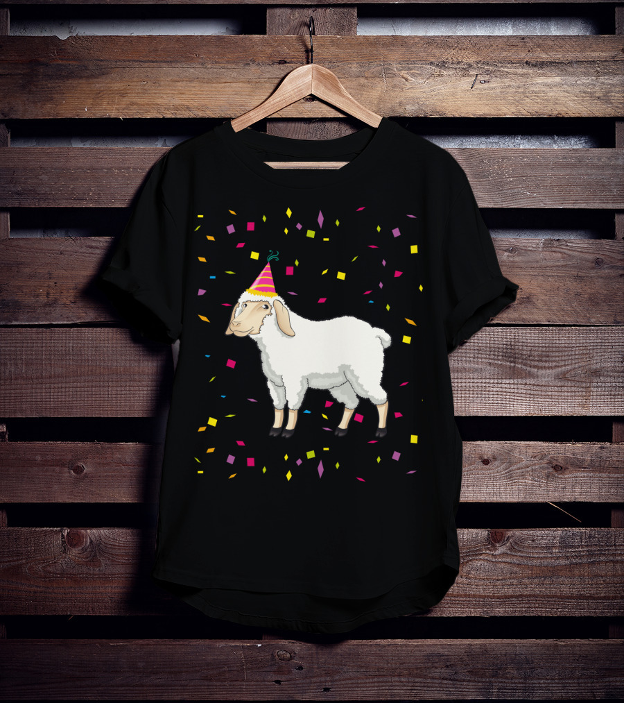 Funny Birthday Sheep With Party Hat And Confetti T-Shirt
