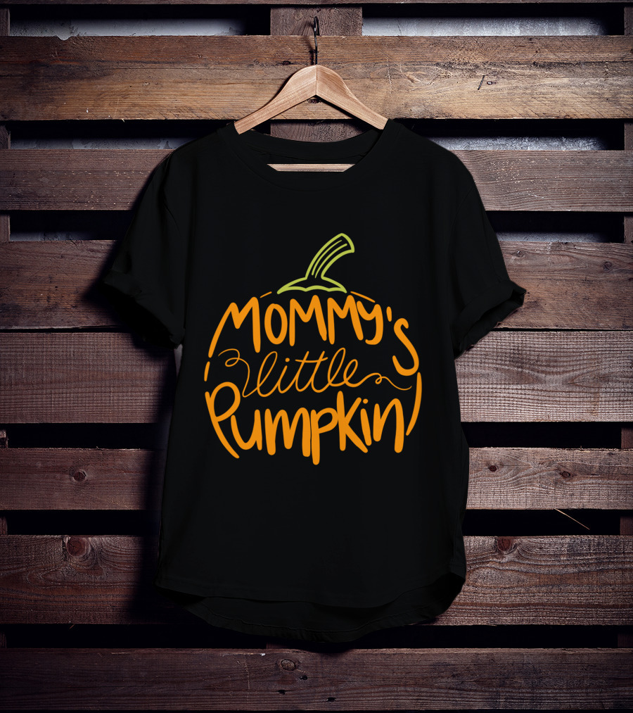 Mommy's Little Pumpkin Halloween Pregnancy Costumes T-Shirt