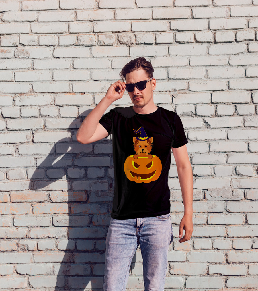 Yorkie Witch Hat Pumpkin Halloween Yorkshire Terrier T-Shirt