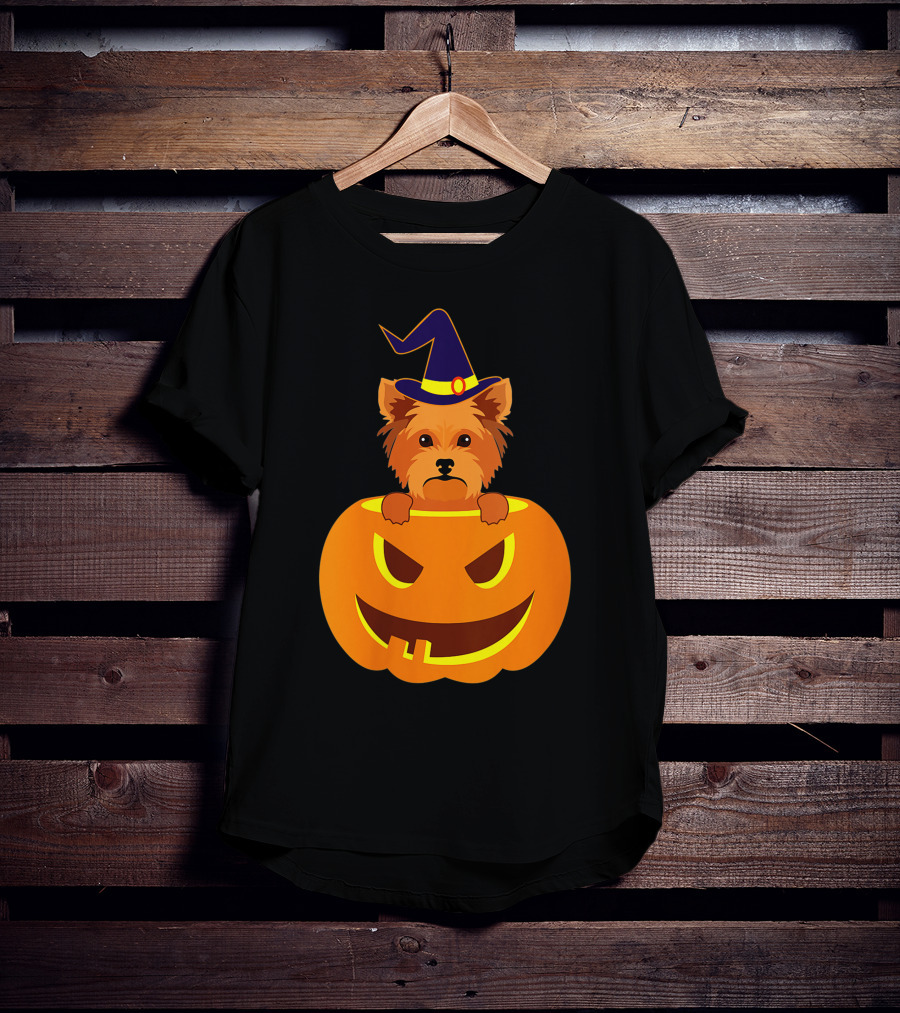 Yorkie Witch Hat Pumpkin Halloween Yorkshire Terrier T-Shirt