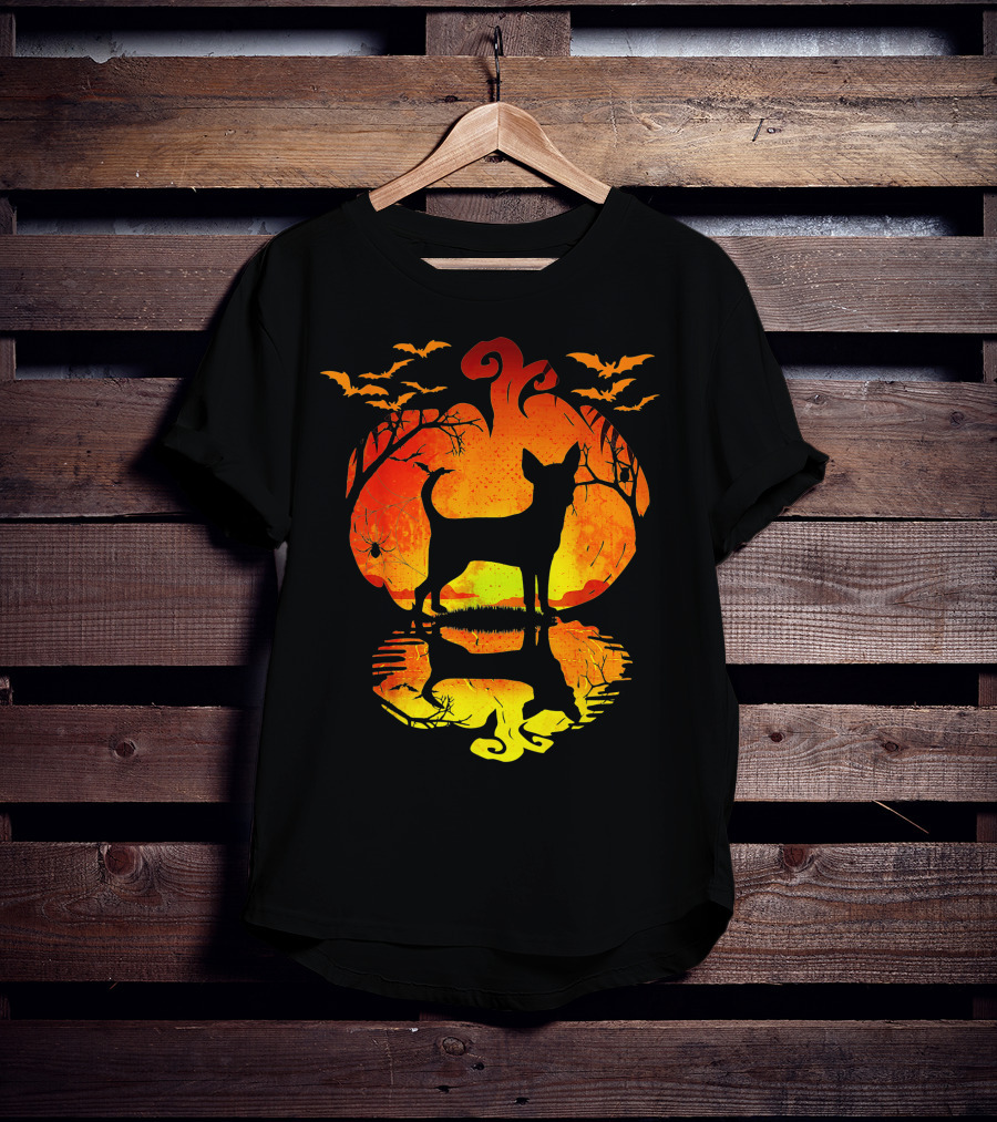 Chihuahua Dog Halloween Pumpkin Reflection With Bats And Trees T-Shirt
