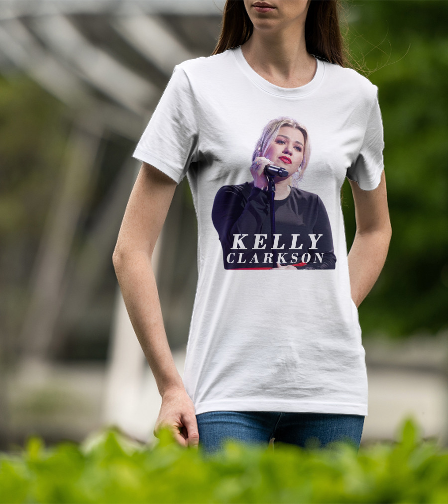 KELLY CLARKSON Concert Performance Microphone Stage T-Shirt