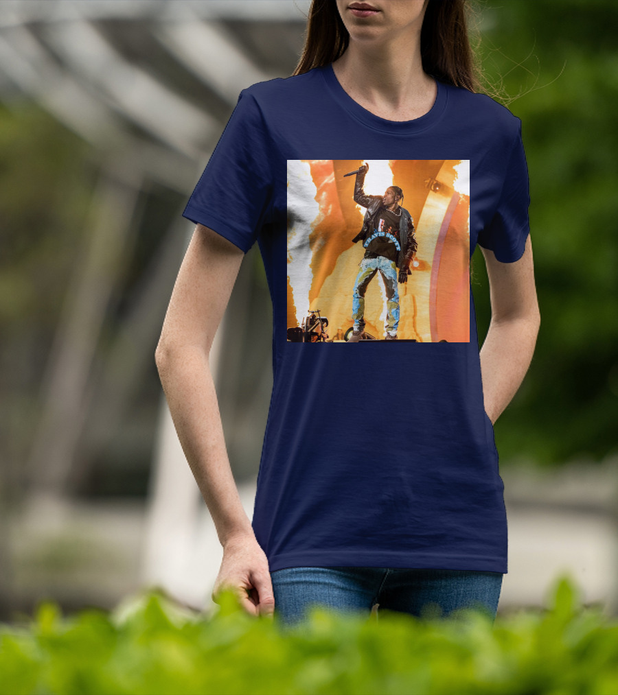 Travis Scott Live Concert Performance With Fire Effects T-Shirt