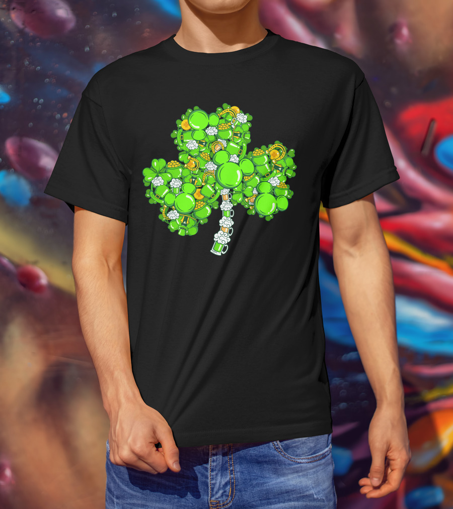 Shamrock Mickey Mouse St. Patrick's Day Beer Mugs And Gold Coins T-Shirt