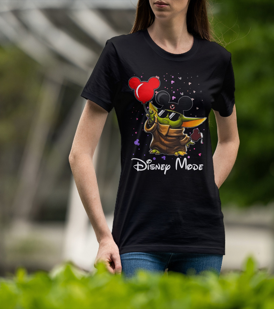 Disney Mode Baby Yoda With Mickey Balloon And Ears T-Shirt