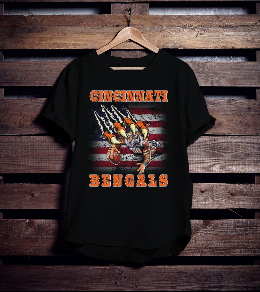 Cincinnati Bengals Clawing Tiger With American Flag And Football T-Shirt