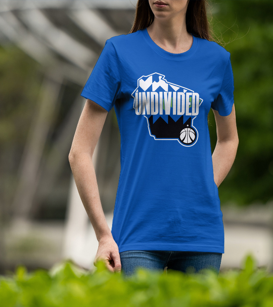 Pat Connaughton Undivided Milwaukee Basketball Map Blue T-Shirt