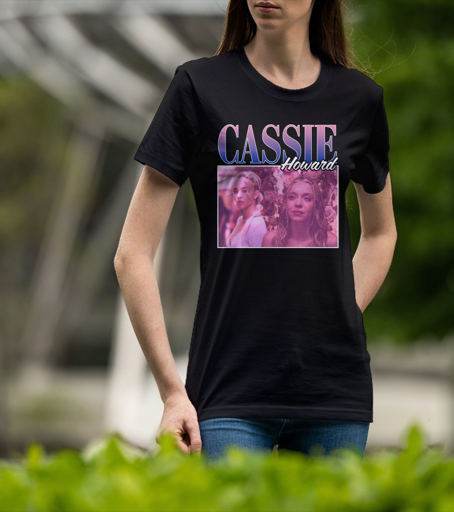 Cassie Howard Euphoria Taylorstoebeans 90s T-Shirt