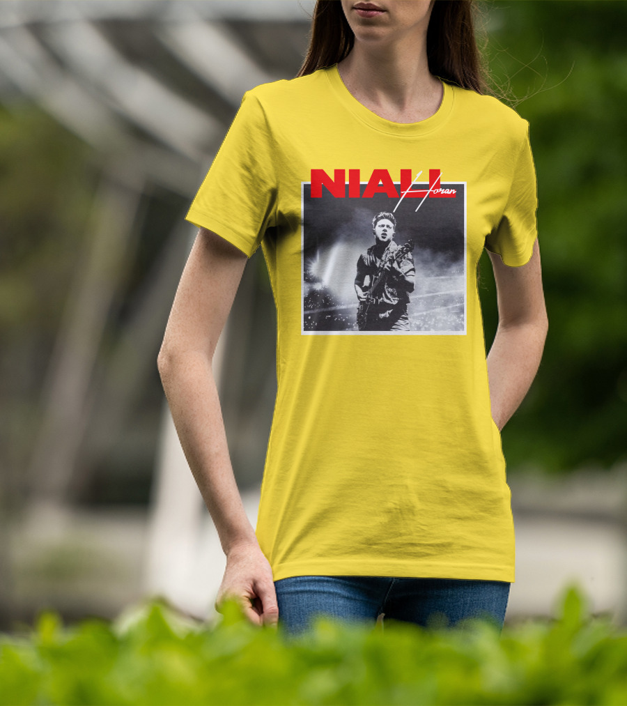 Niall Horan Live Performance Black And White Stage Photo With Red Name Highlight T-Shirt