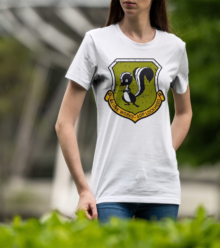 Skunk Works ADP Lockheed Vintage Emblem Badge T-Shirt