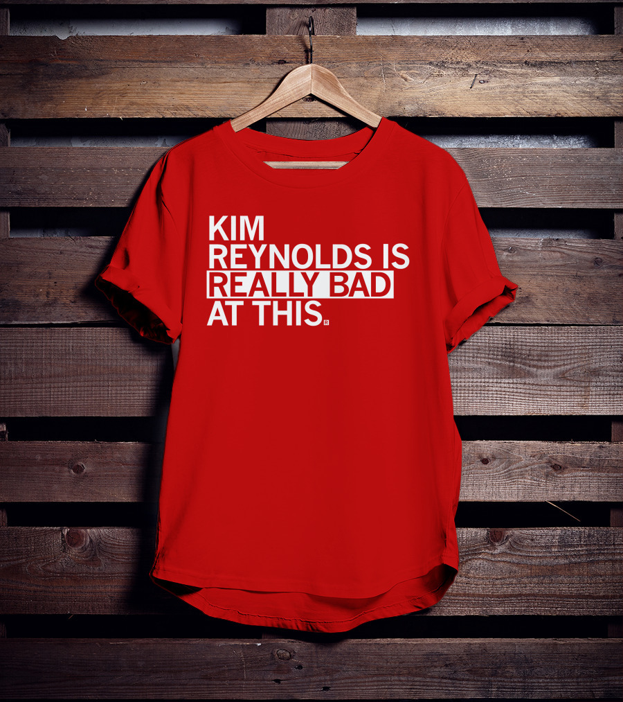 Kim Reynolds Is Really Bad At This T-Shirt