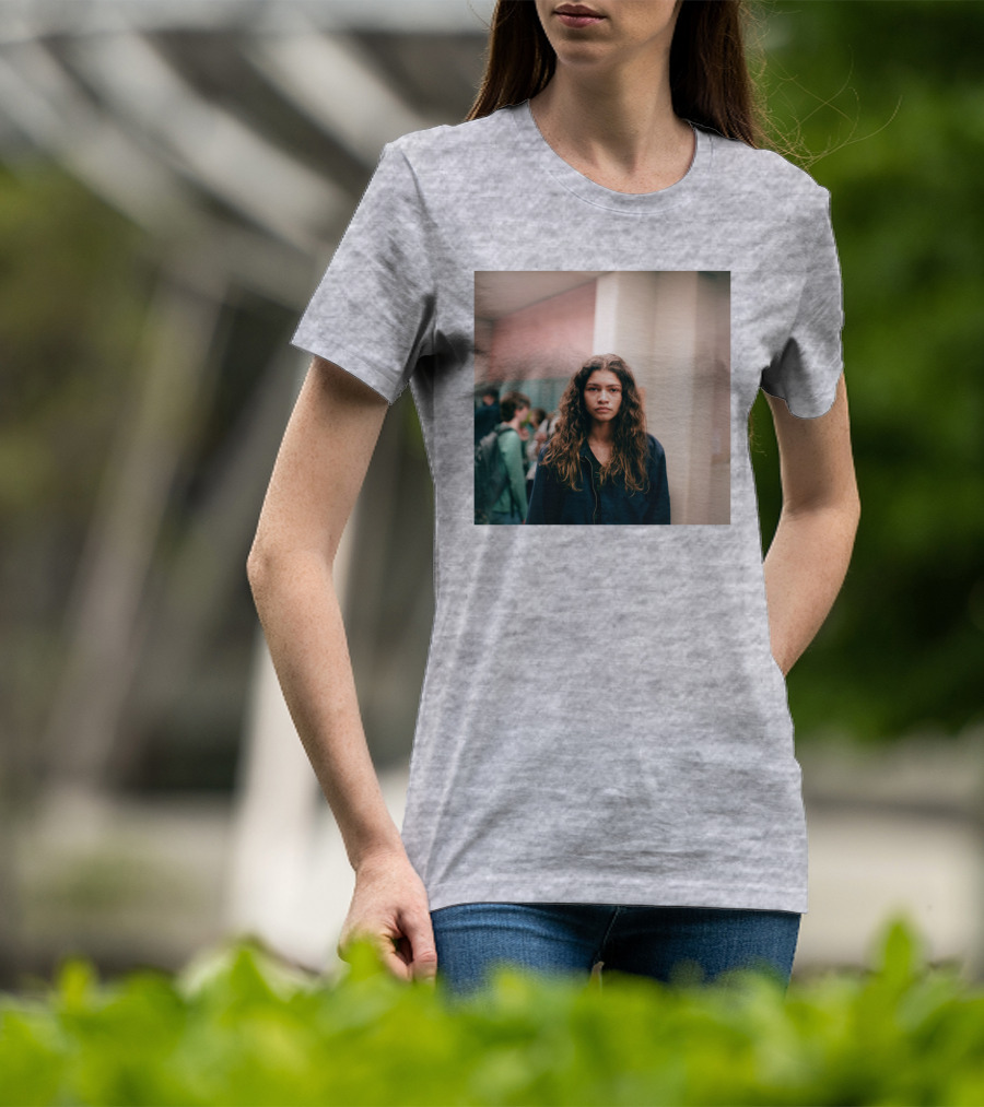 Labrinth Euphoria Season 2 Music Labrinth-Music Shop Rue Hallway Scene T-Shirt