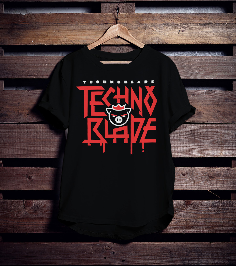 Technoblade Techno Blade Pig Crown Logo Gaming T-Shirt
