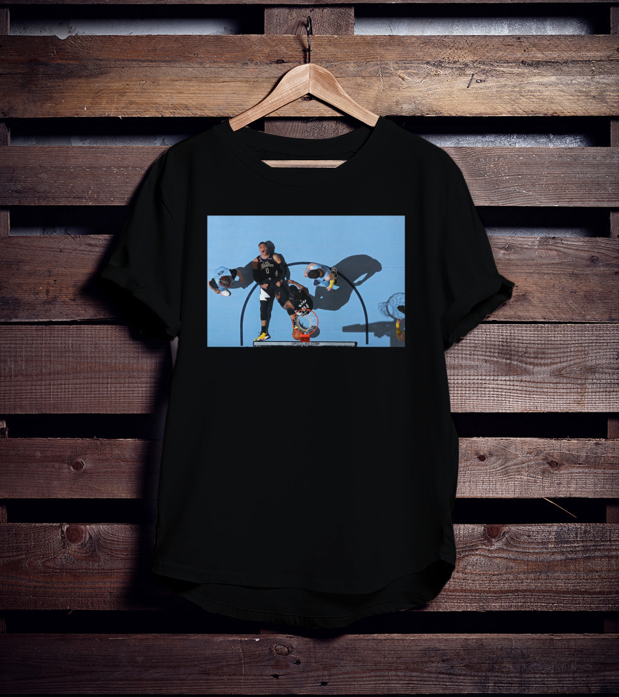 Russell Westbrook Dunk Action Shot Against Grizzlies In First Half T-Shirt