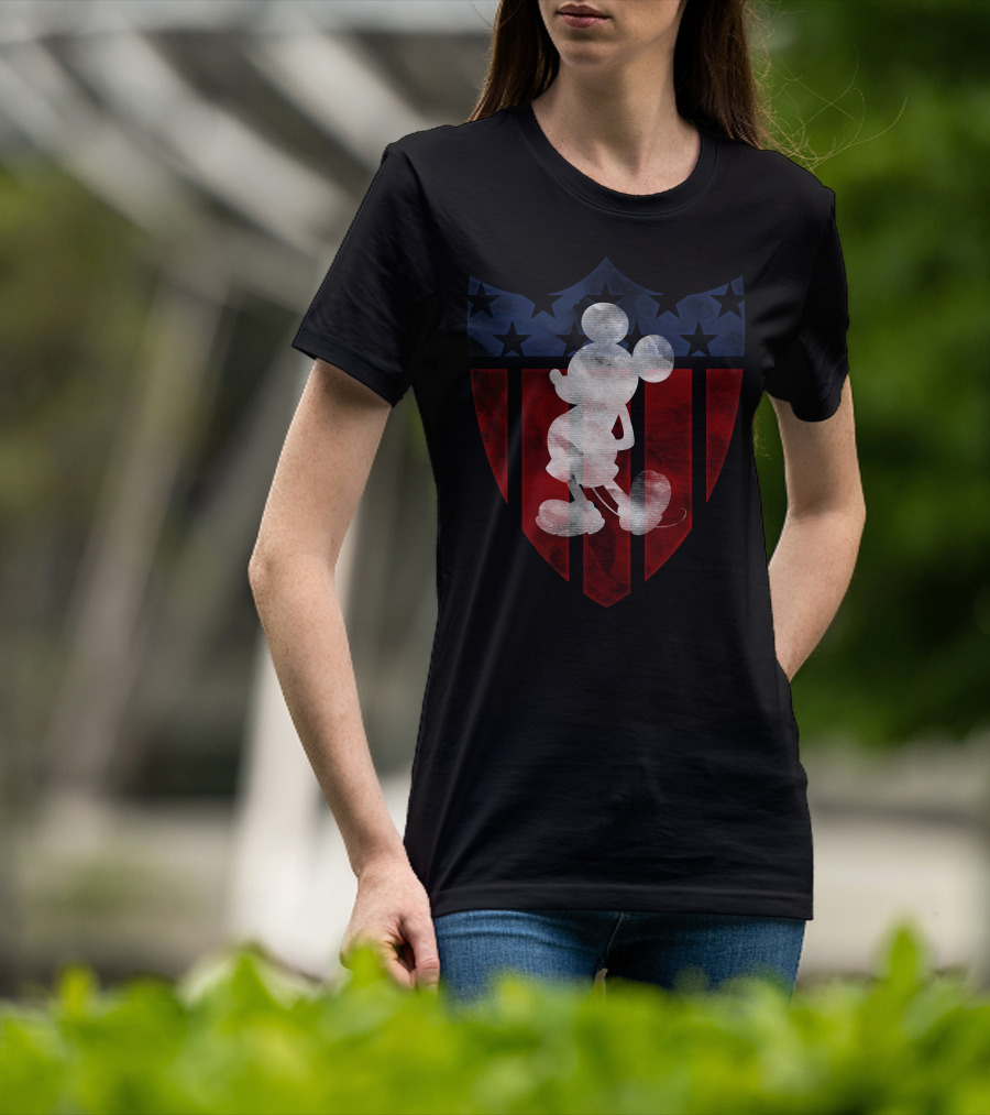 Vintage Disney Mickey Mouse Americana Shield T-Shirt