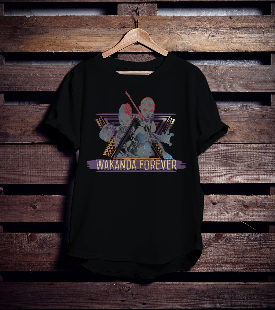 Marvel Wakanda Forever Black Panther Trio Gleam Group Shot T-Shirt
