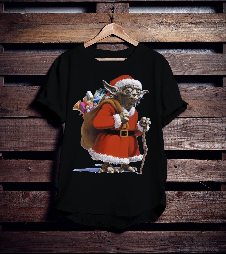 Star Wars Santa Yoda Carrying Sack Of Presents T-Shirt