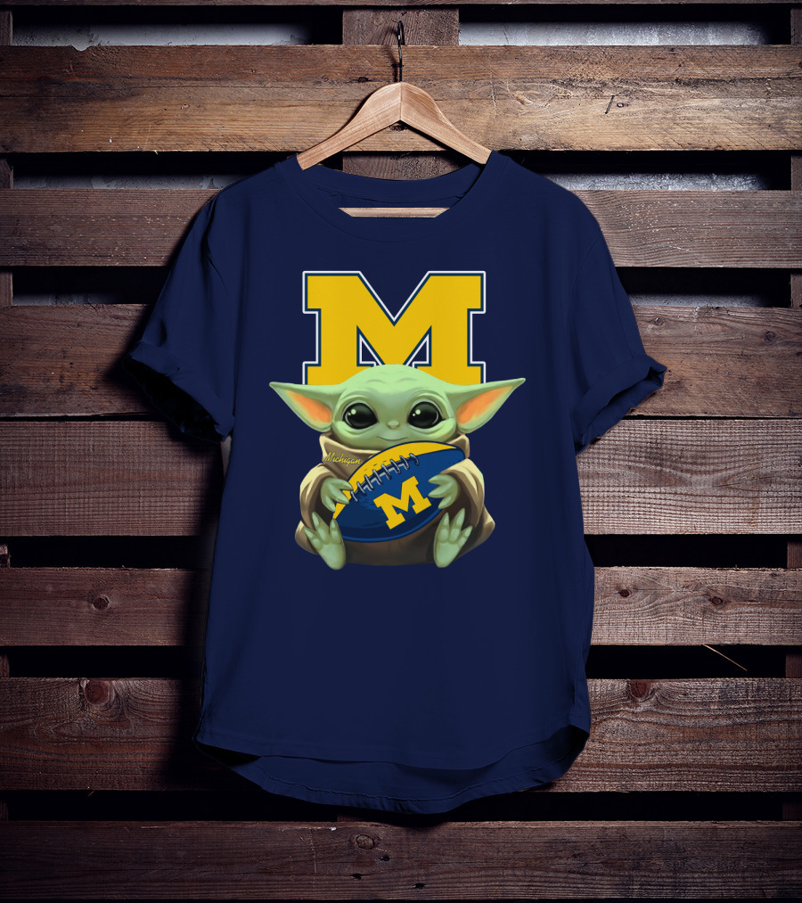 Michigan Baby Yoda Football M T-Shirt