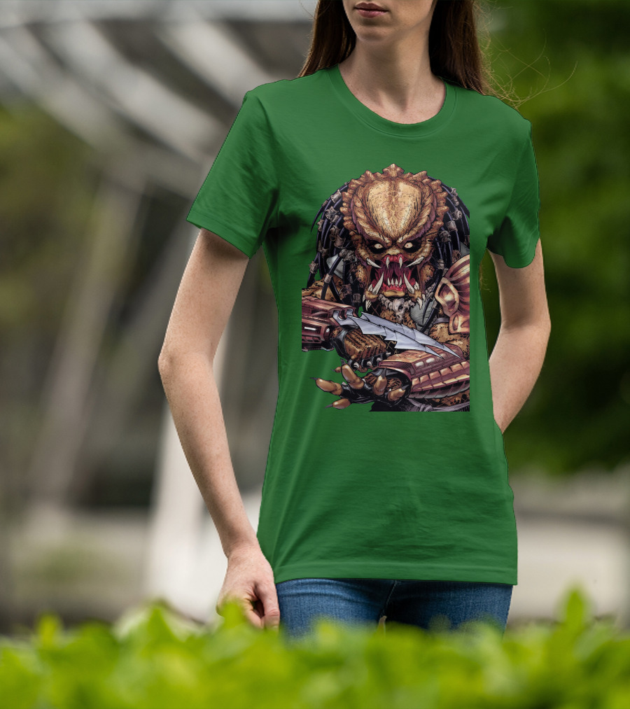 Predator Alien Holding Blade Comic T-Shirt