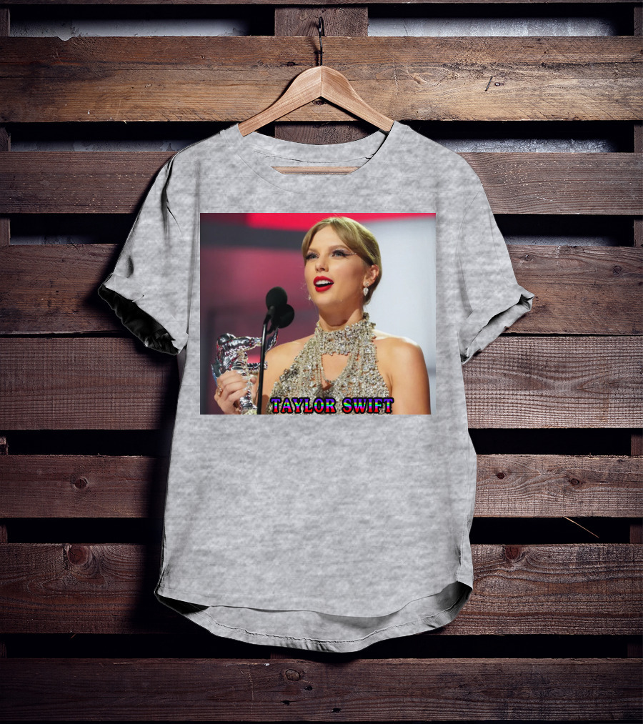 Taylor Swift Singer Songwriter Award Moment T-Shirt