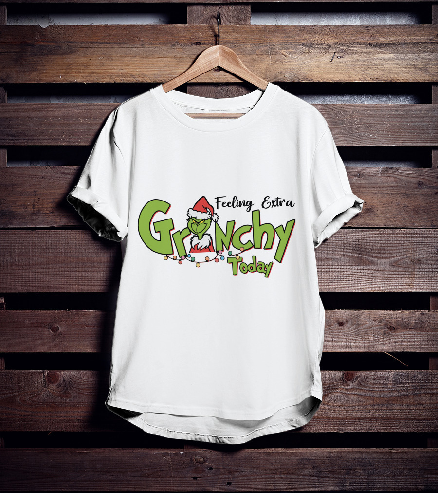 Feeling Extra Grinchy Today Santa Hat Christmas Lights T-Shirt