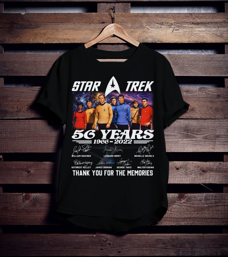 Star Trek Original Series Crew Enterprise Spaceship Image T-Shirt