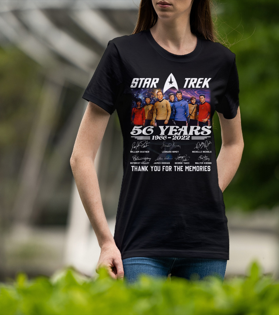 Star Trek Original Series Crew Enterprise Spaceship Image T-Shirt