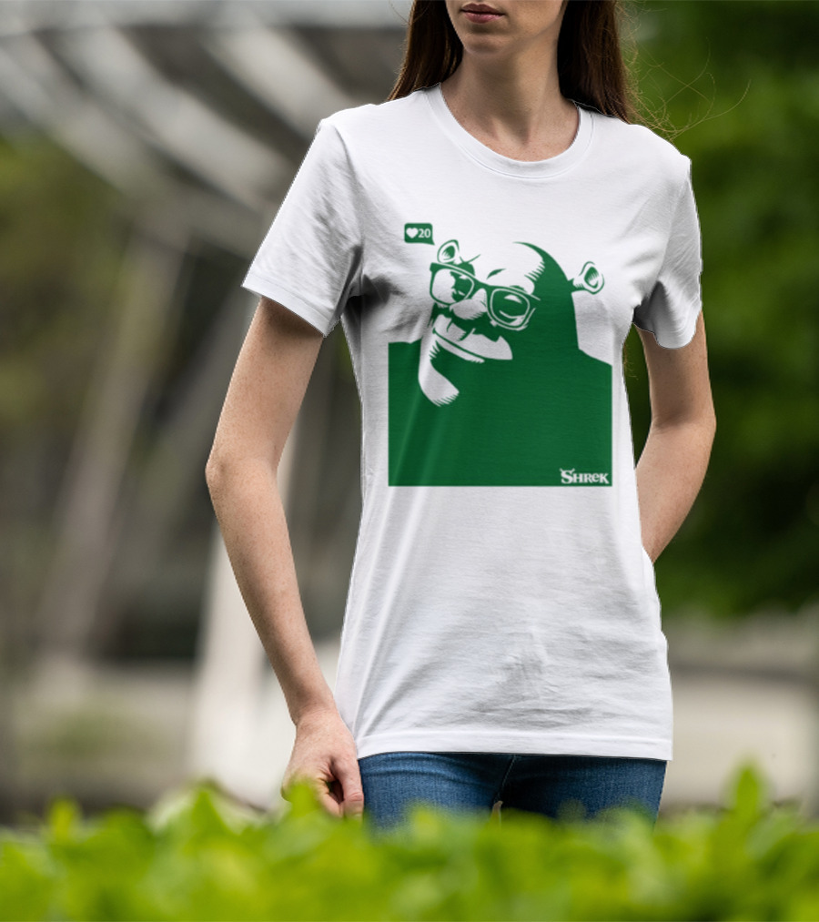 Shrek Bioworld Handsome Shrek 20 Likes Glasses T-Shirt