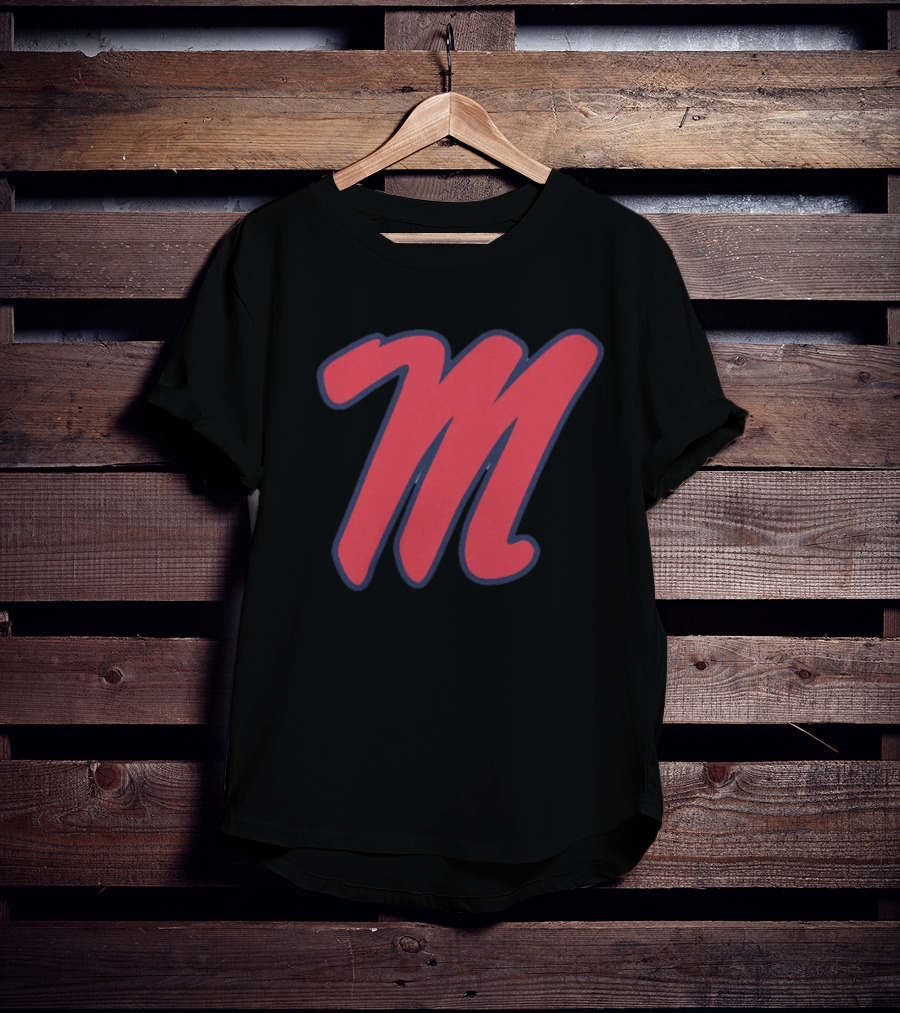 Ole Miss Rebels Legend M T-Shirt