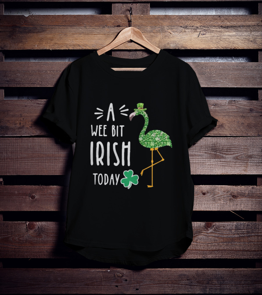 A Wee Bit Irish Today Flamingo Shamrock St Patrick’s Day T-Shirt
