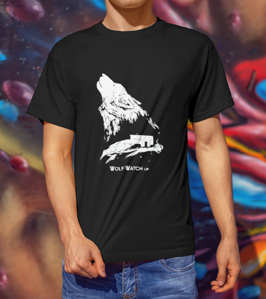 Wolf Watch UK Howling Wolf Nature Scene T-Shirt