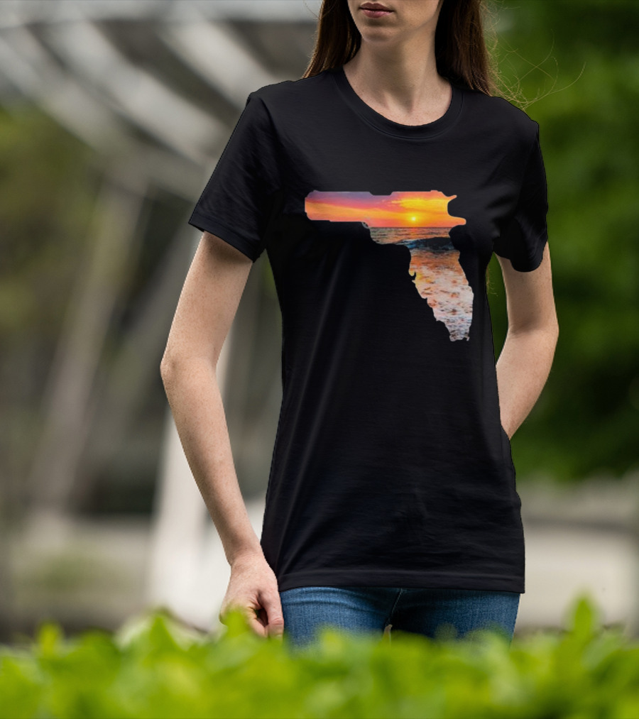 Florida The Gunshine State Gun Map Sunset Beach Scene T-Shirt