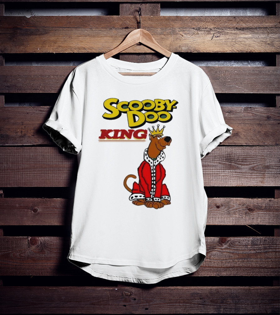 Scooby Doo King Crowned With Royal Red Robe T-Shirt