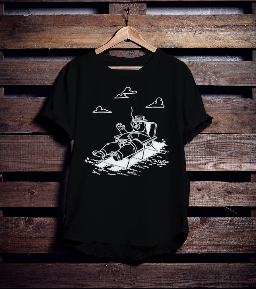 SMOKEY Bear Relaxing Lounge Clouds Smoking Chair T-Shirt