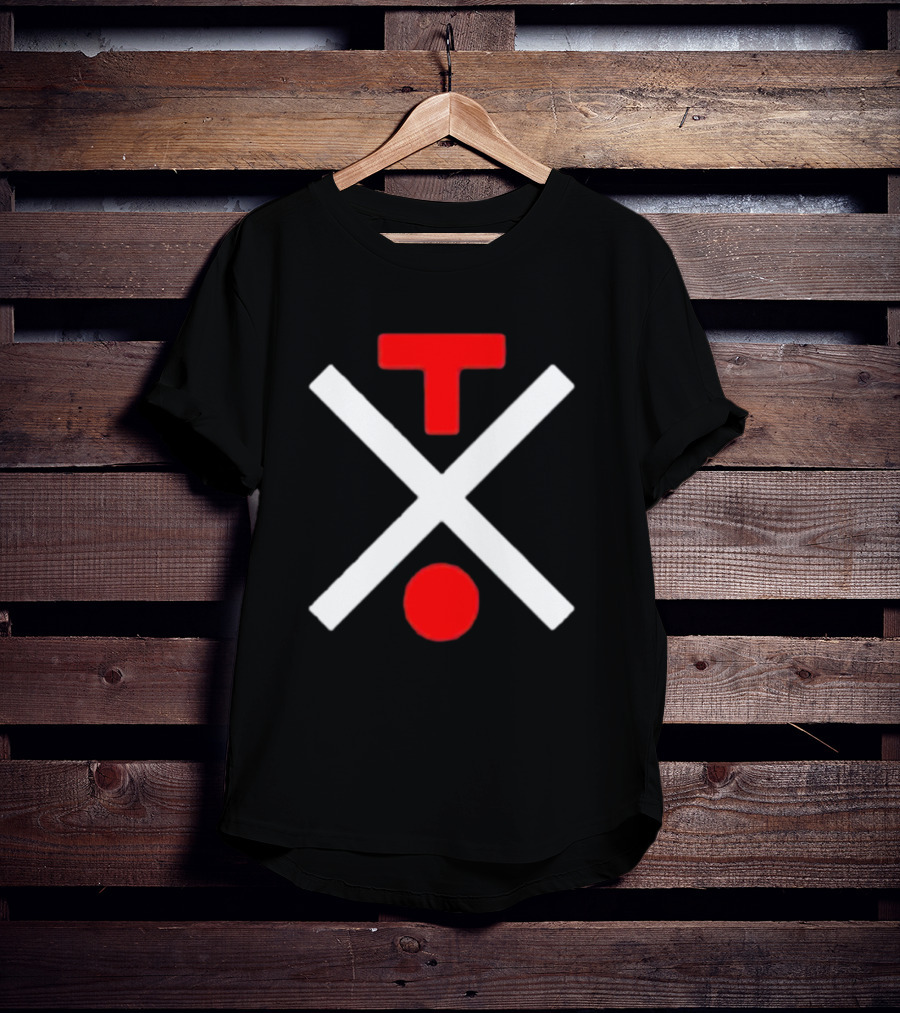 TX Chain Saw Massacre 73 Bundle Iconic T-Shirt