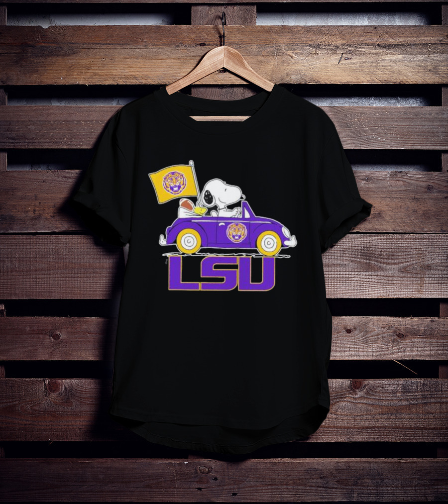 Snoopy And Woodstock Driving Purple LSU Car With Flag T-Shirt