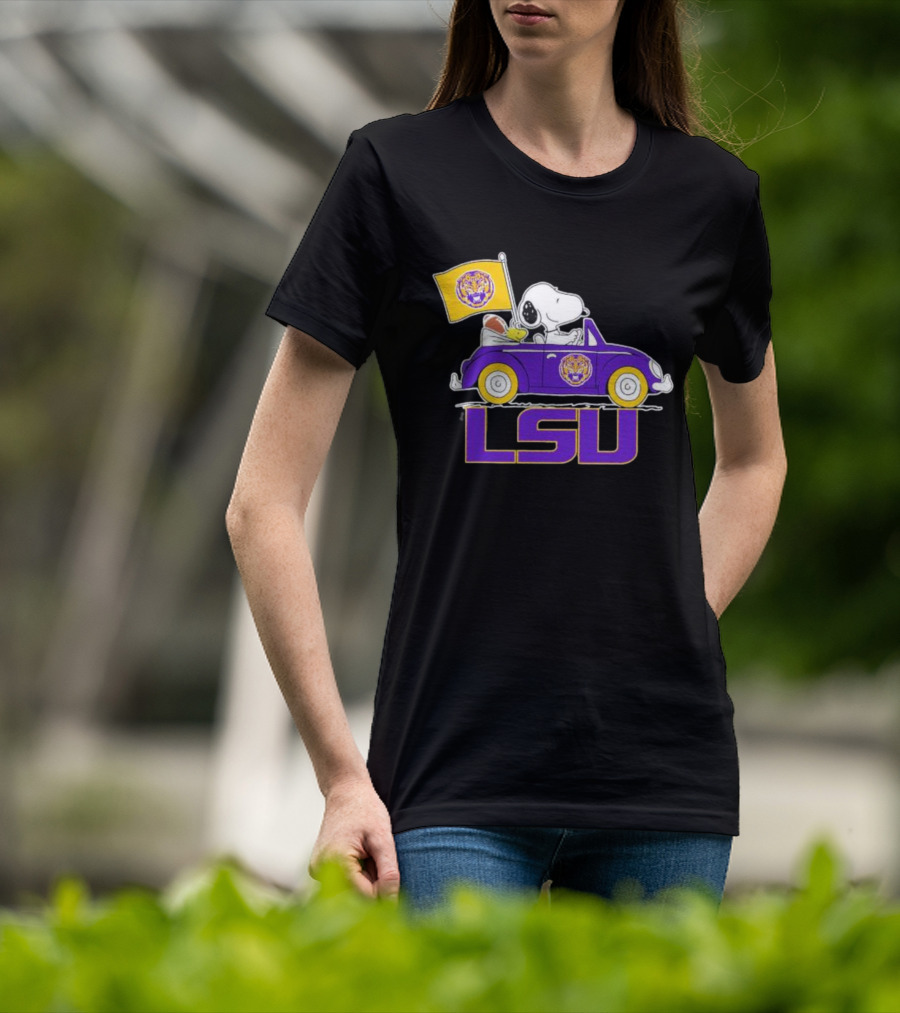 Snoopy And Woodstock Driving Purple LSU Car With Flag T-Shirt